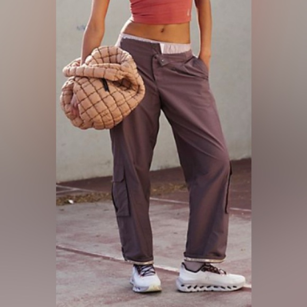 Awesome FP Movement Mesmerize Me
Solid Pants